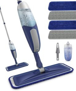 Cleaning Floors -Microfibre Floor Mop with Sprayer Flat Wet Dry Dust Mop with 4 Washable Pads Reusable 550ML Bottle for Hard Wood Laminate Wooden Tile Vinyl Kitchen Bathroom